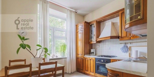 3-комн квартира Денежный переулок,  д. 8-10