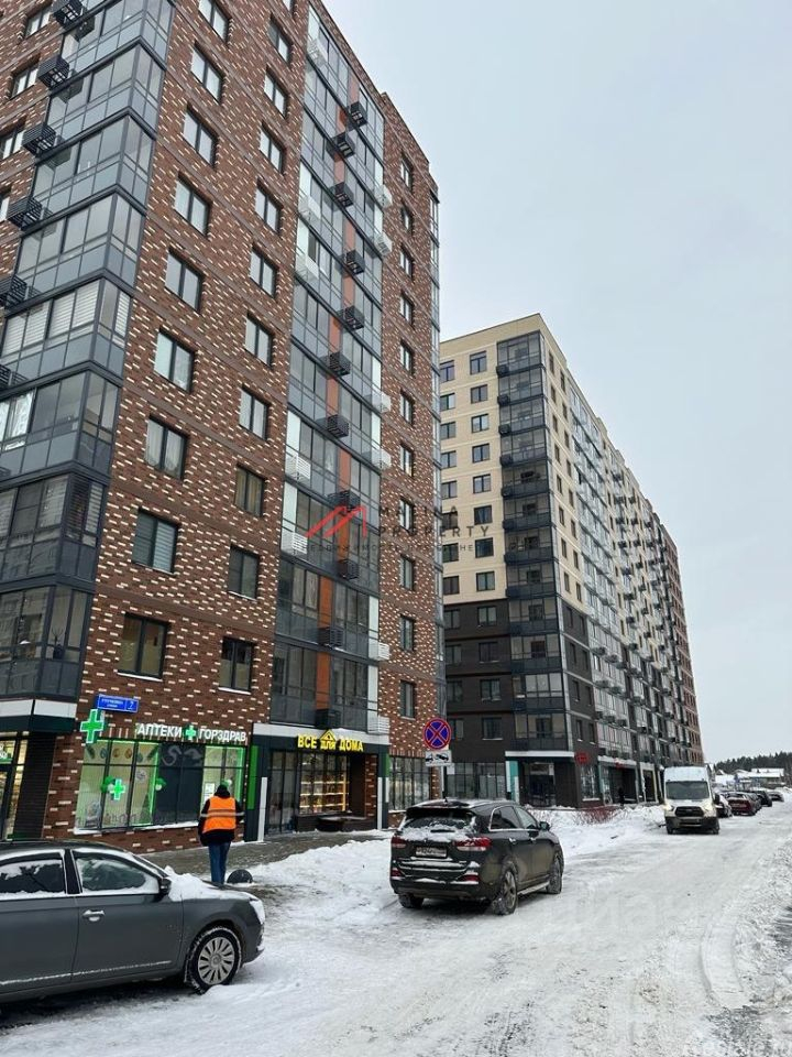 Продажа торгового помещения ул Уточкина,  д. 5,  к. 2