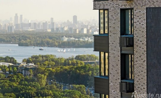 Продажа 3-комн квартиры на вторичном рынке ул Фестивальная,  д. 15,  к. 2