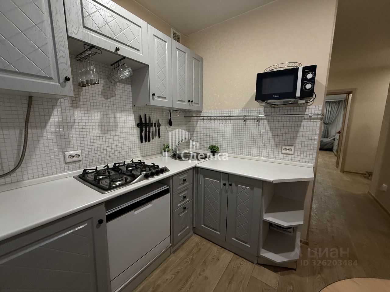 Продажа 3-комн квартиры на вторичном рынке Коломна, проспект Кирова, 28
