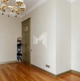 Продажа 5-комн квартиры на вторичном рынке Мосфильмовская улица,  д. 70 к3