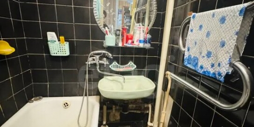 2-комн квартира Замшина улица,  д. 31