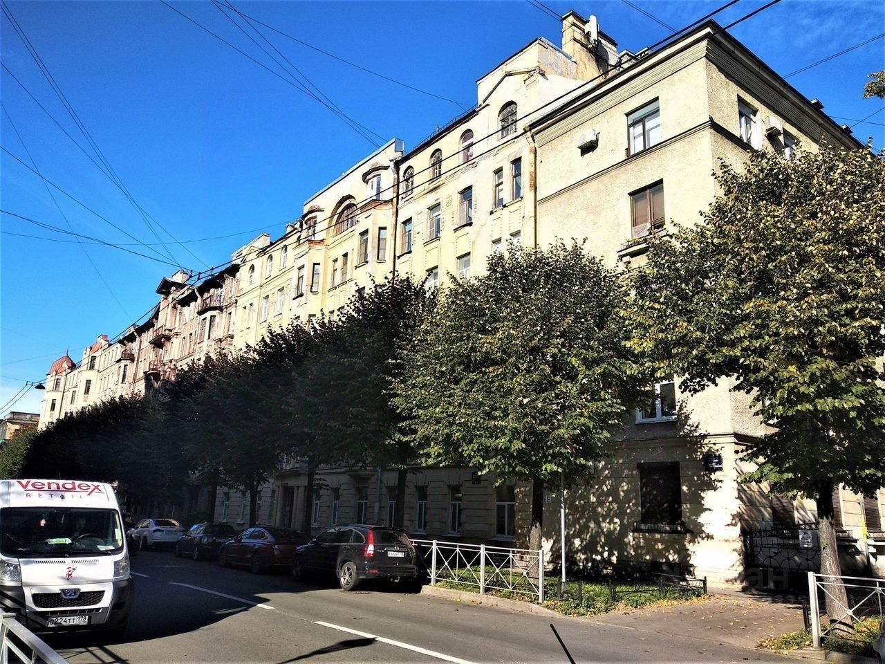 Продажа 5-комн квартиры на вторичном рынке улица Красного Курсанта,  д. 9а