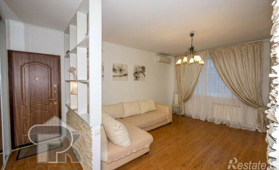 Продажа 2-комн квартиры на вторичном рынке Ангарская улица,  д. 6