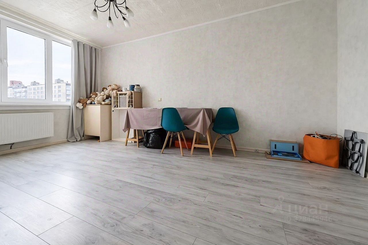 Продажа 2-комн квартиры на вторичном рынке улица Димитрова, 17