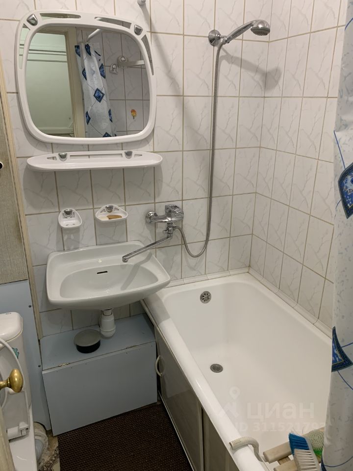 Аренда 2-комн квартиры на вторичном рынке 13-я Парковая улица, 20К3