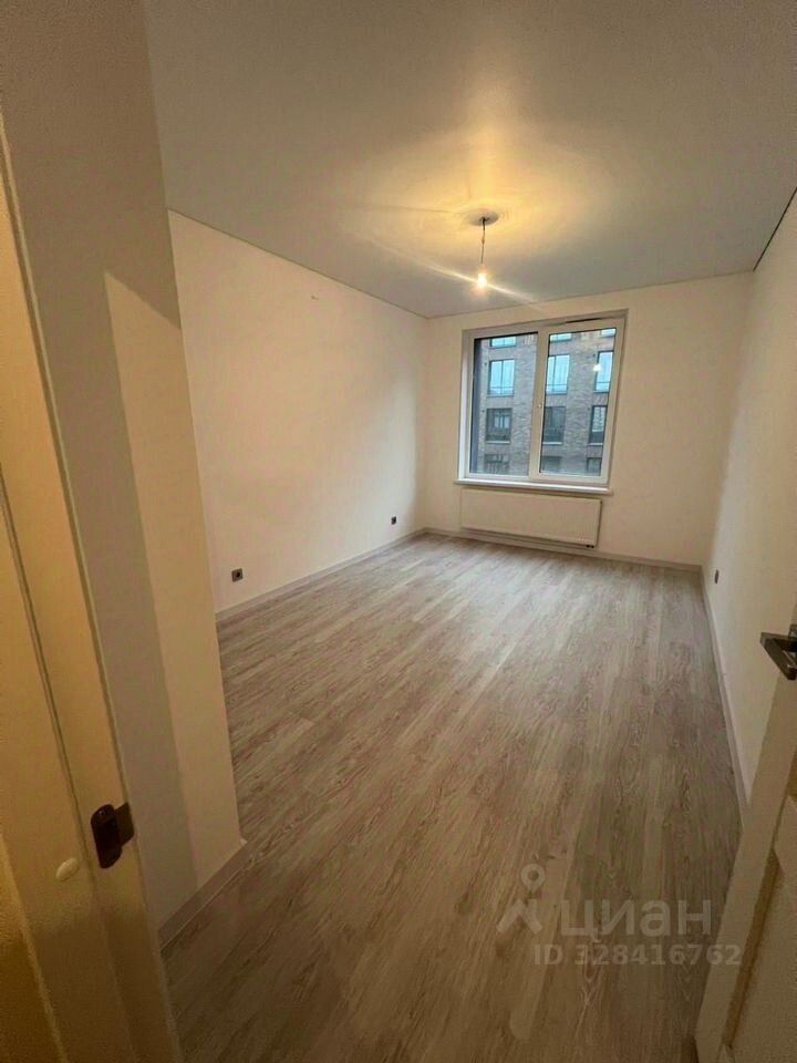 Продажа 1-комн квартиры на вторичном рынке Уральская улица, 23