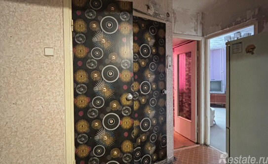 Продажа 2-комн квартиры на вторичном рынке улица Подвойского,  д. 14 к1