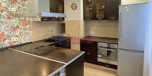 3-комн квартира Уточкина ул. ,  д. 2,  к. 2