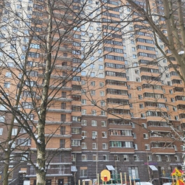 Продажа 1-комн квартиры на вторичном рынке ул Учительская,  д. 18,  к. 1