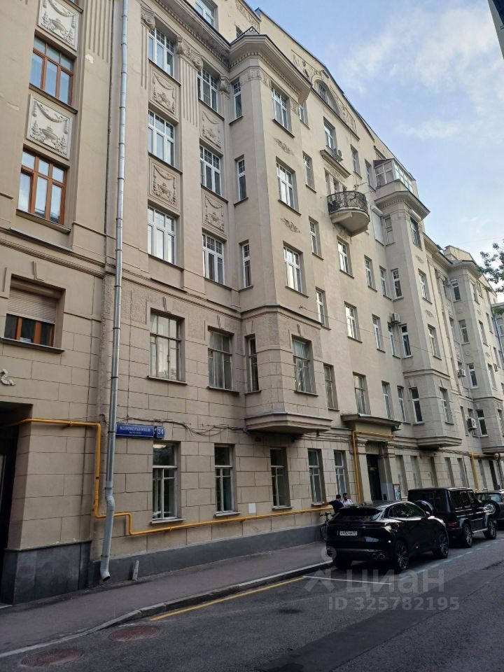 Продажа 5-комн квартиры на вторичном рынке переулок Колокольников, 24С3