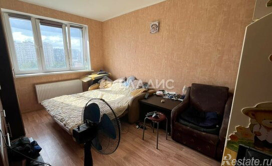 Продажа 2-комн квартиры на вторичном рынке Молодогвардейская улица,  д. 24