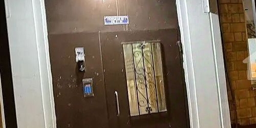 3-комн квартира улица Константинова, 11