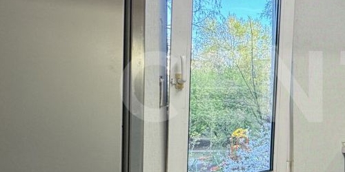 3-комн квартира улица Подводника Кузьмина, 32