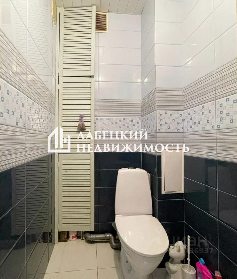 Продажа 1-комн квартиры на вторичном рынке улица Композиторов, 18А