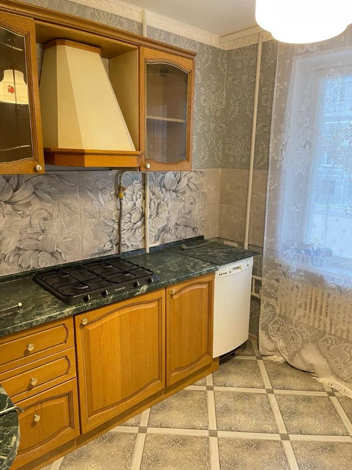 Продажа 2-комн квартиры на вторичном рынке Раменское, Коммунистическая улица, 31