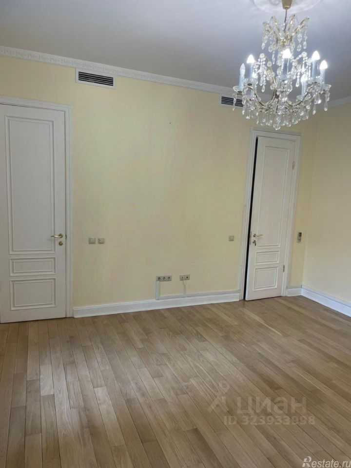 Продажа отдельного здания Шубинский пер,  д. 6,  к. 4