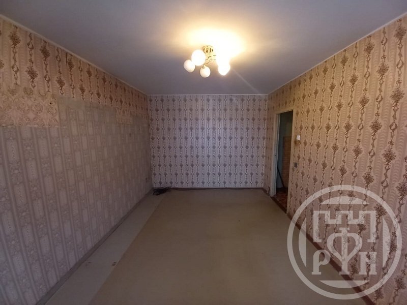 Продажа 2-комн квартиры на вторичном рынке Кировск г., Ладожская ул. ,  д. 20