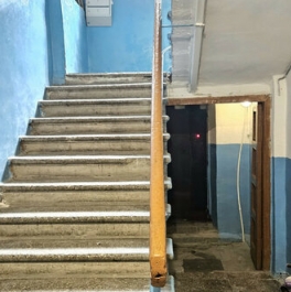 Продажа 3-комн квартиры на вторичном рынке Пролетарский, ул 40 лет Октября,  д. 9