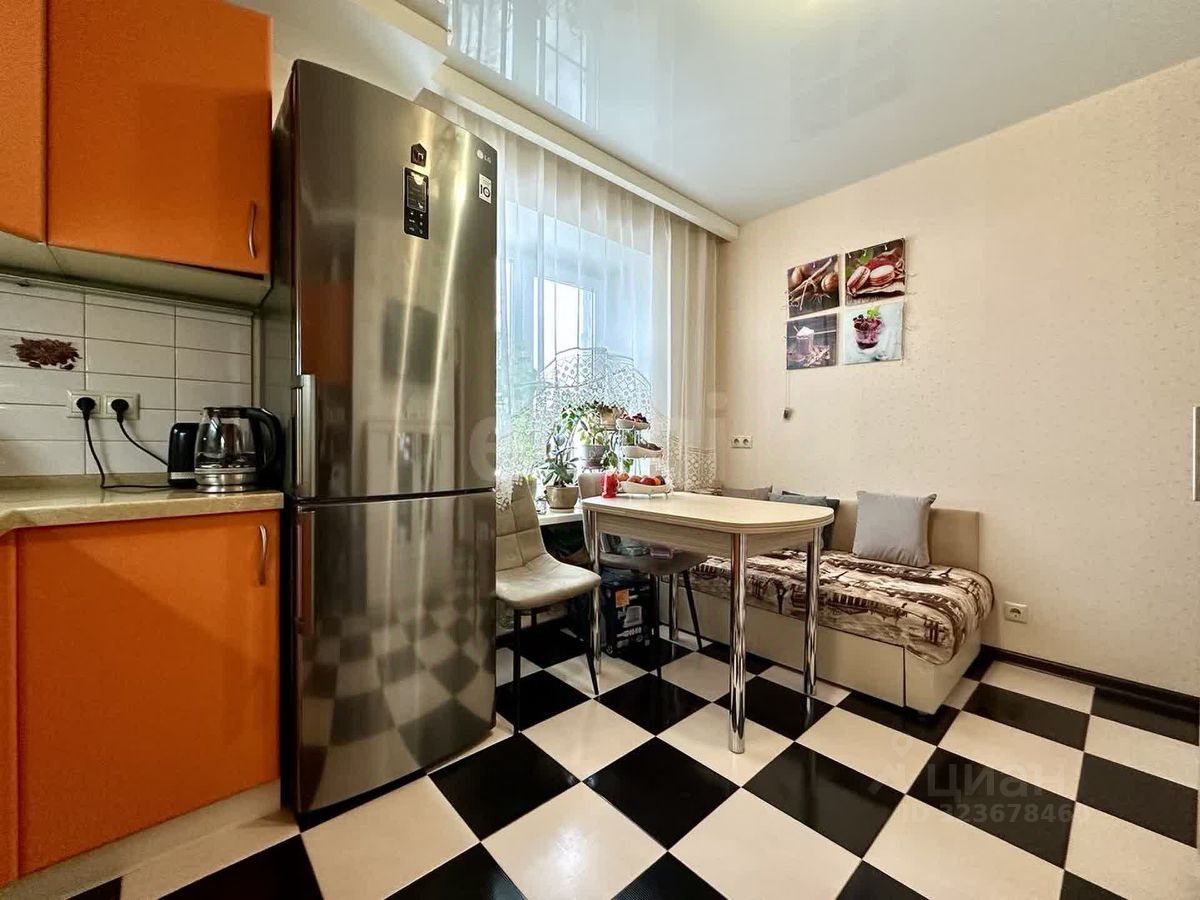 Продажа 2-комн квартиры на вторичном рынке Лобня, Букинское шоссе, 31