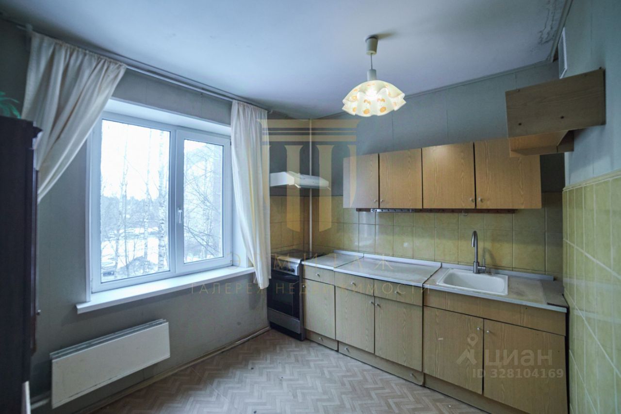 Продажа 1-комн квартиры на вторичном рынке Всеволожск, улица Плоткина, 3к2