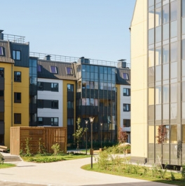 Продажа 3-комн квартиры на вторичном рынке Колпино г, Понтонная ул,  д. 9 к1