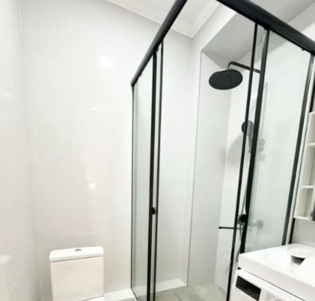 Продажа 3-комн квартиры на вторичном рынке Верхняя улица, 22