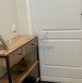 Продажа 4-комн квартиры на вторичном рынке Героев Панфиловцев ул,  д. 19