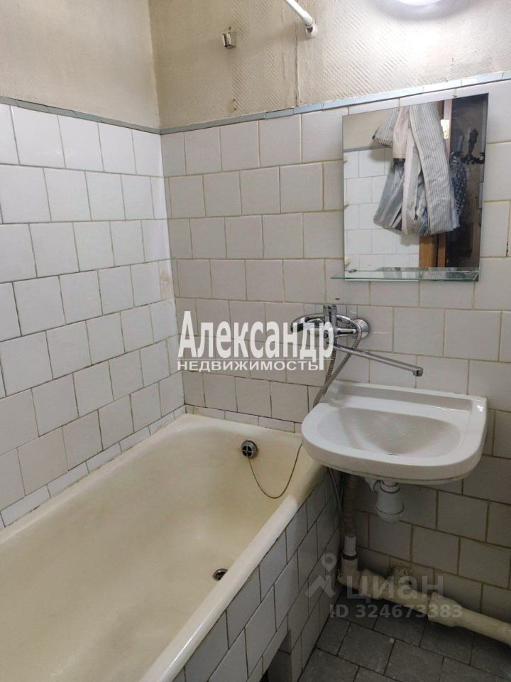 Аренда 1-комн квартиры на вторичном рынке проспект Славы, 28