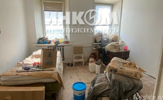 Продажа 3-комн квартиры на вторичном рынке Колобовский 1-й пер,  д. 27/3,  к. 2