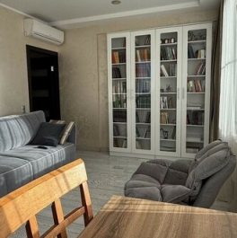 Продажа 2-комн квартиры на вторичном рынке улица Золоторожский Вал,  д. 8