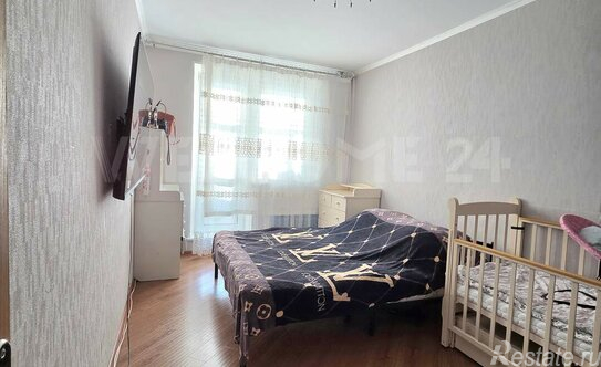 Продажа 2-комн квартиры на вторичном рынке Старобитцевская улица,  д. 23 к4