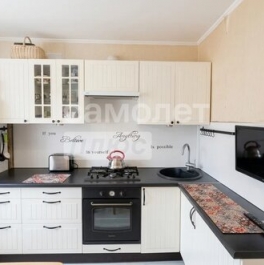 Продажа 2-комн квартиры на вторичном рынке Наро-Фоминск, ул Пешехонова,  д. 10