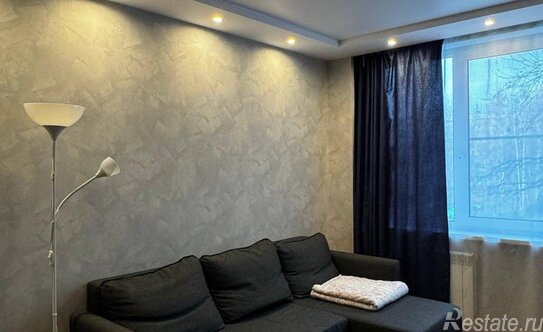 Продажа 3-комн квартиры на вторичном рынке Колпино г, Трудящихся б-р,  д. 7