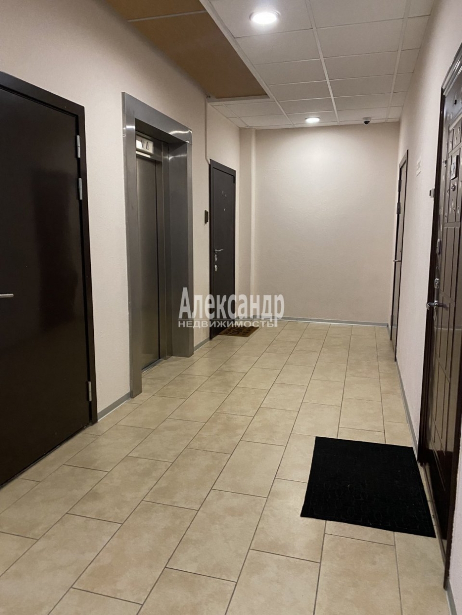 Продажа 3-комн квартиры на вторичном рынке Графтио ул. ,  д. 5