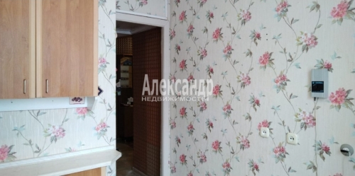 3-комн квартира Стрельна г., Гоголя ул. ,  д. 6