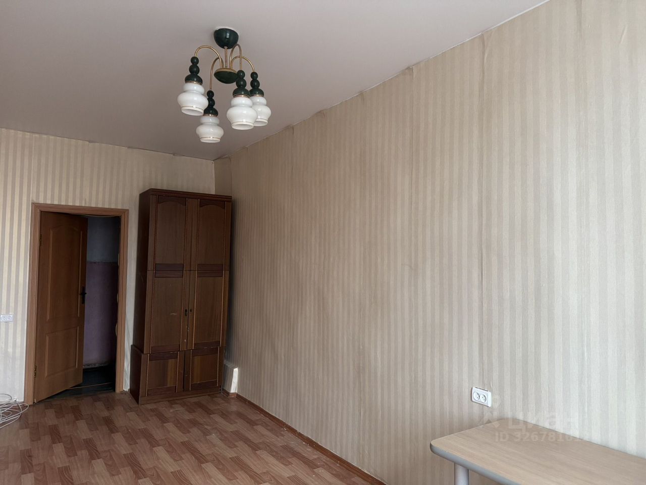 Продажа комнаты 8-я Васильевского острова линия, 85