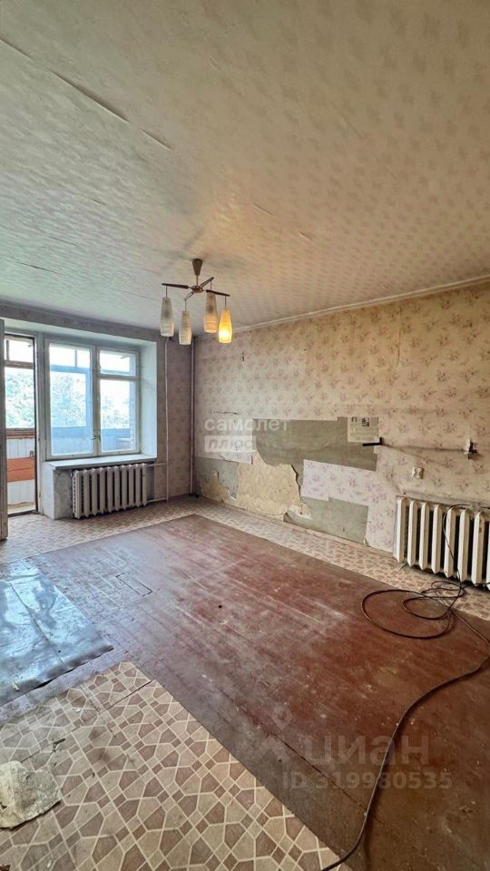 Продажа 2-комн квартиры на вторичном рынке Центральный мкр, улица Советская, 1