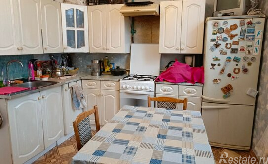 Продажа 3-комн квартиры на вторичном рынке Новолитовская улица,  д. 5