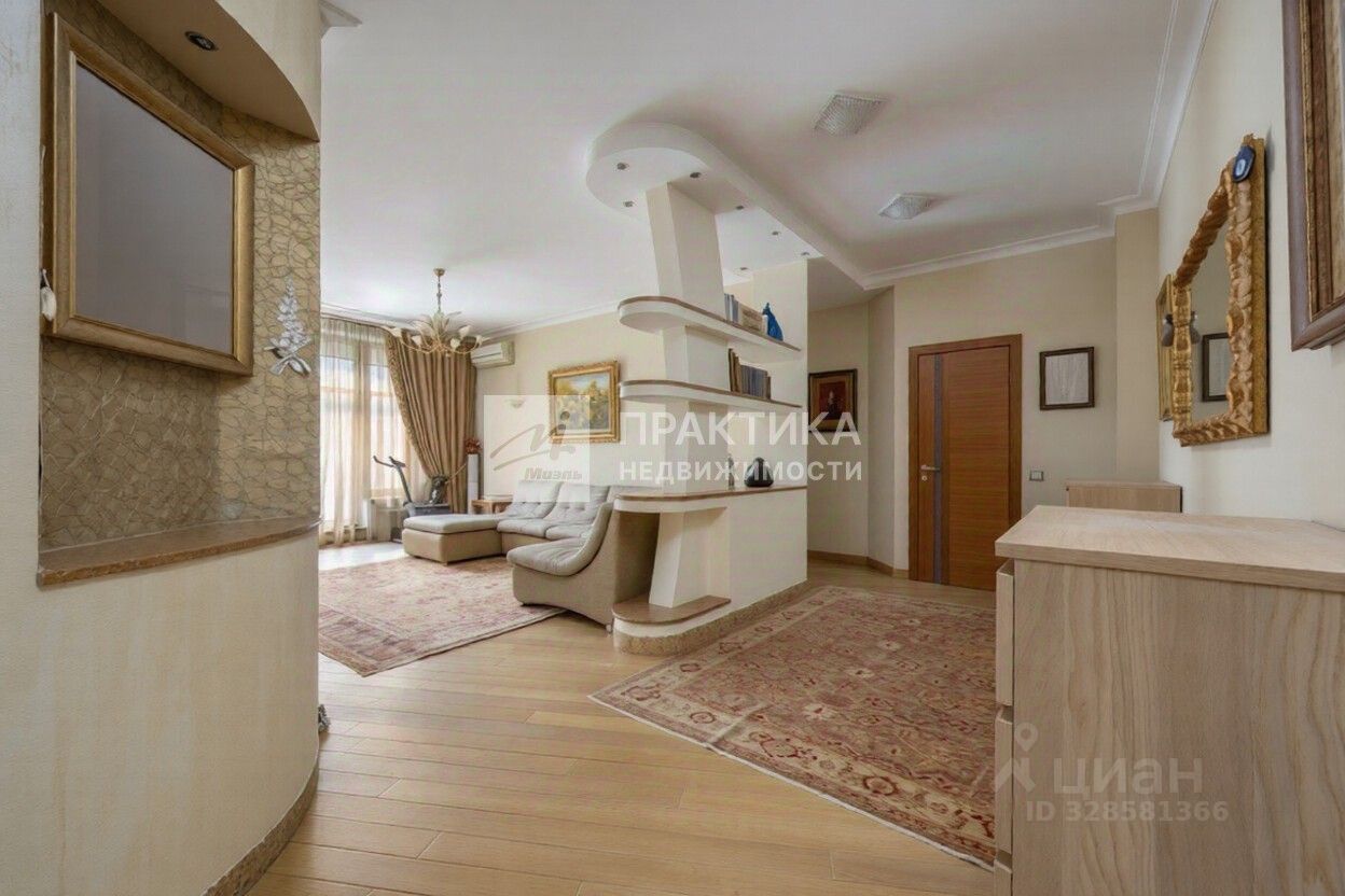 Продажа 2-комн квартиры на вторичном рынке Крылатская улица, 45К2