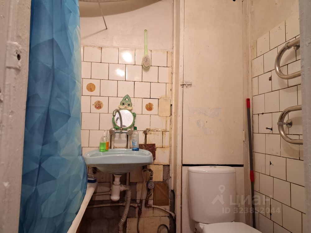 Продажа 1-комн квартиры на вторичном рынке проспект Народного ополчения, 131