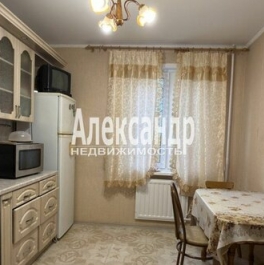 Продажа 3-комн квартиры на вторичном рынке Петергоф г, Собственный пр-кт,  д. 34