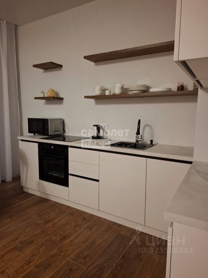 Аренда 1-комн квартиры на вторичном рынке Живописный ЖК,  д. 4к2