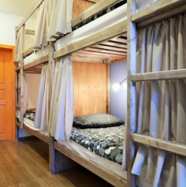 Продажа торгового помещения 7-я Советская ул,  д. 28