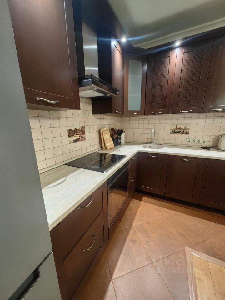 Аренда 2-комн квартиры на вторичном рынке Челобитьевское шоссе, 14к3