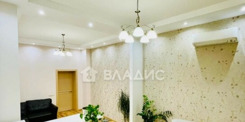 1-комн квартира улица Екатерины Будановой,  д. 12