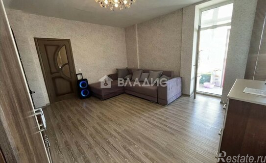 Продажа 2-комн квартиры на вторичном рынке Подлипки, Пионерская улица,  д. 13 к1