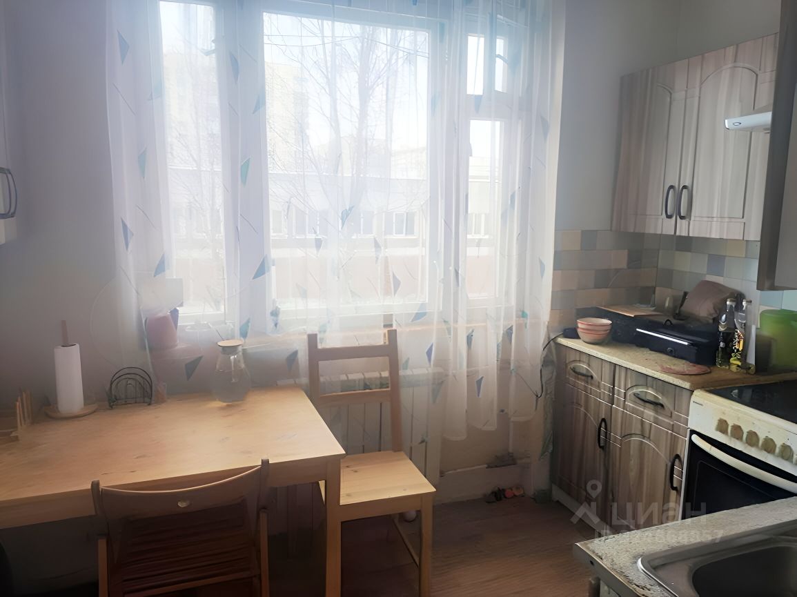 Продажа 3-комн квартиры на вторичном рынке Шлиссельбургский проспект, 45