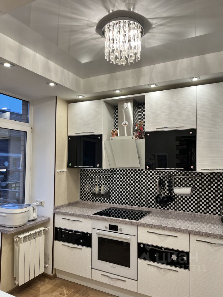 Продажа 4-комн квартиры на вторичном рынке Клязьма кв-л, улица Летчика Ивана Федорова, 6