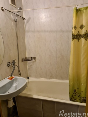 Продажа 1-комн квартиры на вторичном рынке Российский пр-кт,  д. 5